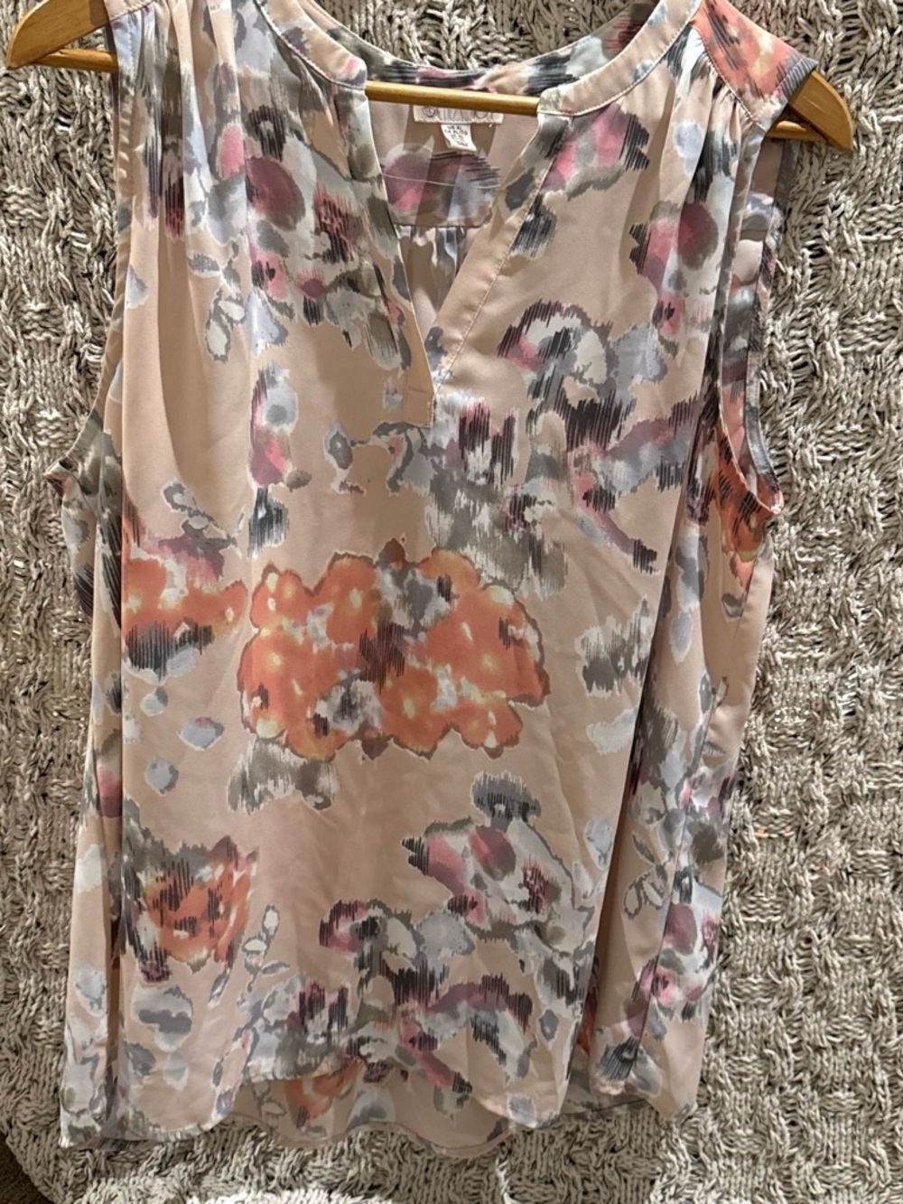Lila Rose Peach Floral Sleeveless V-Neck Camisole